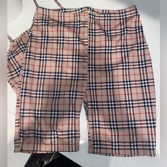 Two-Piece Set - Picture 2 of 3